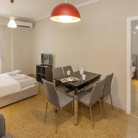 Leonidas Loft In The Heart Of By Ghh